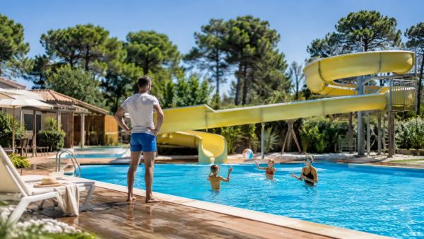 Vivez des vacances inoubliables au camping avec piscine surveillée à Saint-Hilaire-de-Riez
