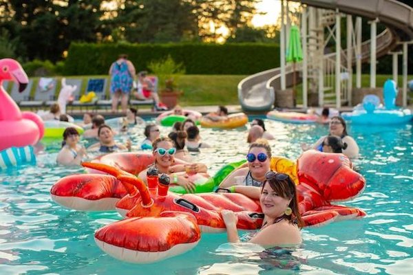 Quelles sont les activités à faire en camping club vacances en 5 étoiles à Concarneau ?