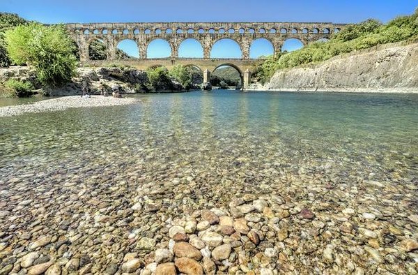 Quels sont les destinations de camping club vacances dans le Gard ?